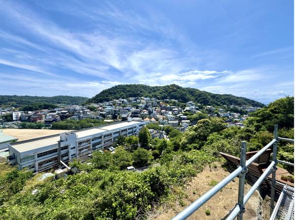 神奈川県三浦郡葉山町堀内の土地