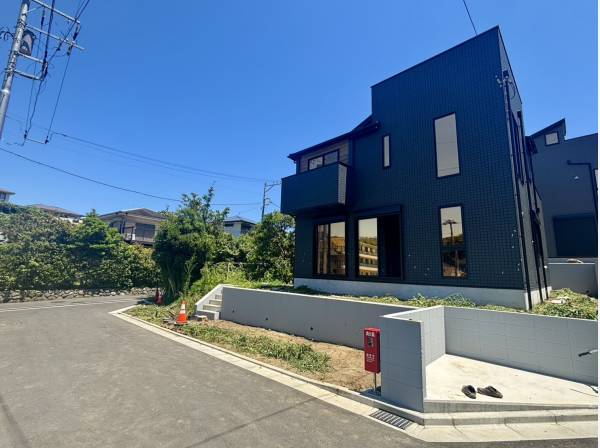 神奈川県鎌倉市腰越の新築戸建