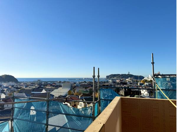 ~ハイグレード仕様の住設備&無垢材やタイル