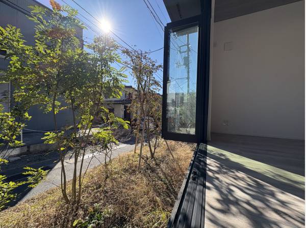 神奈川県鎌倉市極楽寺１丁目の新築戸建