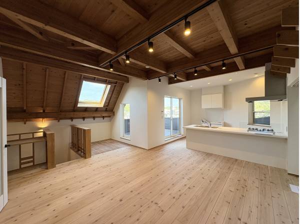 神奈川県逗子市桜山５丁目の中古戸建