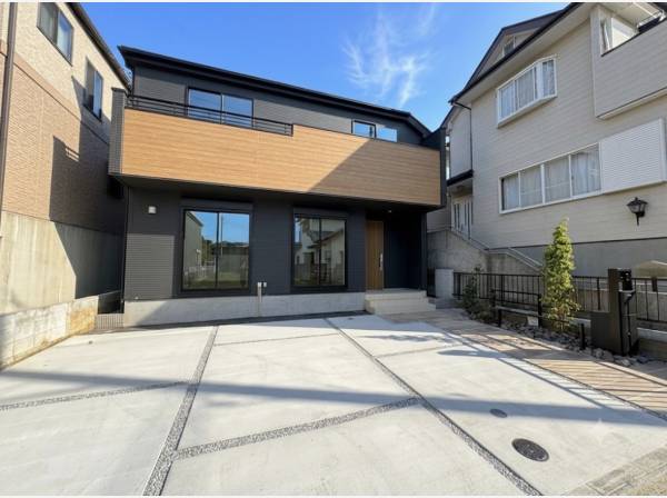 神奈川県藤沢市白旗４丁目の新築戸建