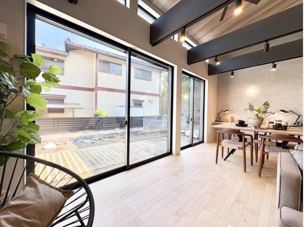 神奈川県藤沢市鵠沼桜が岡1丁目 / 新築戸建 / 9,390万円【東宝ハウス