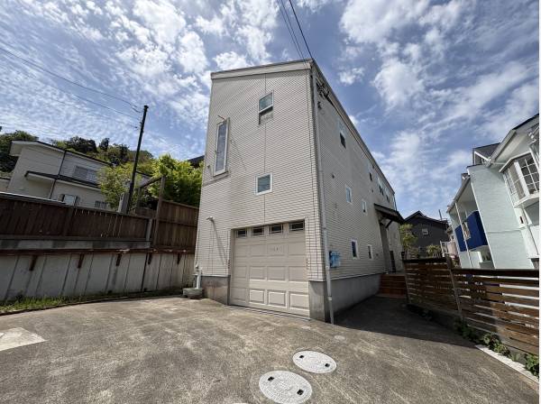 神奈川県三浦郡葉山町下山口の中古戸建