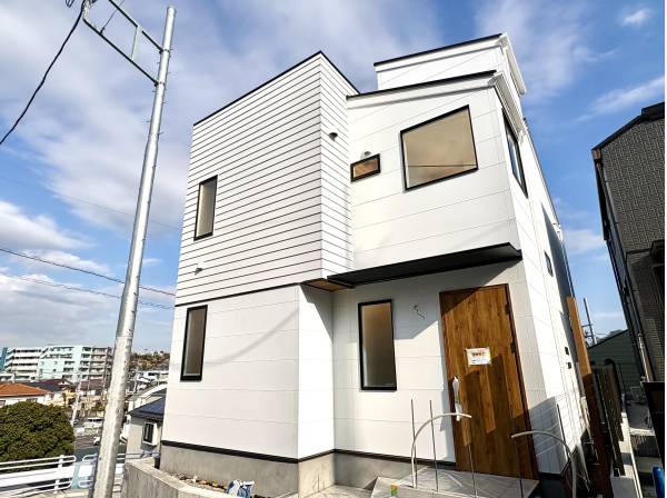 神奈川県藤沢市片瀬４丁目の新築戸建