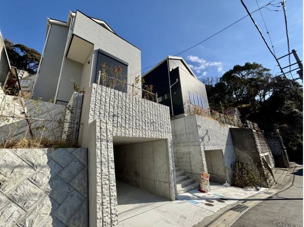 神奈川県鎌倉市稲村ガ崎５丁目の新築戸建