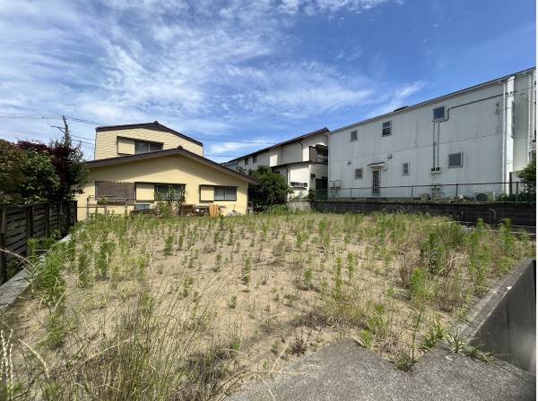 神奈川県鎌倉市寺分３丁目の土地