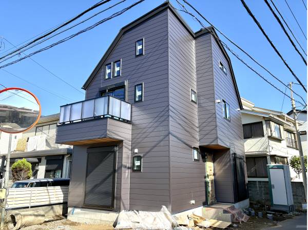 神奈川県藤沢市鵠沼海岸３丁目の新築戸建