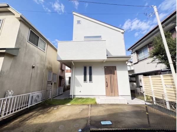 神奈川県藤沢市本鵠沼２丁目の中古戸建