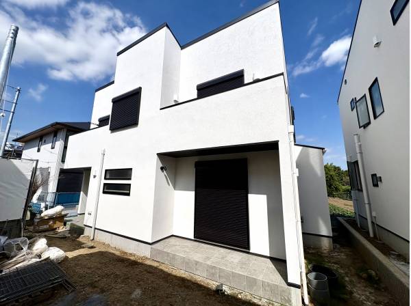 神奈川県鎌倉市手広４丁目の新築戸建