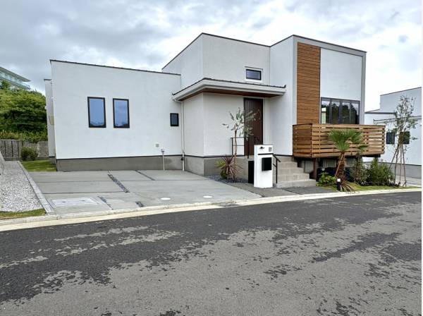 神奈川県横須賀市佐島の丘２丁目の新築戸建