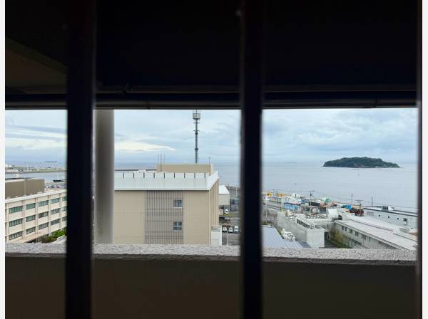 神奈川県横須賀市日の出町１丁目のマンション