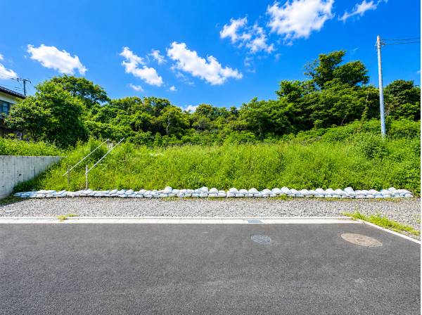 神奈川県三浦郡葉山町一色の土地