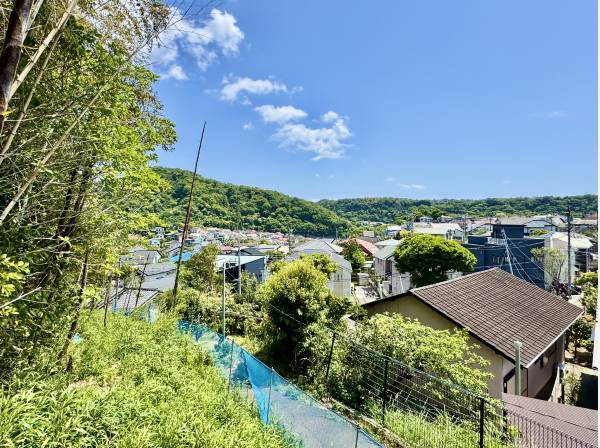 神奈川県三浦郡葉山町一色の土地