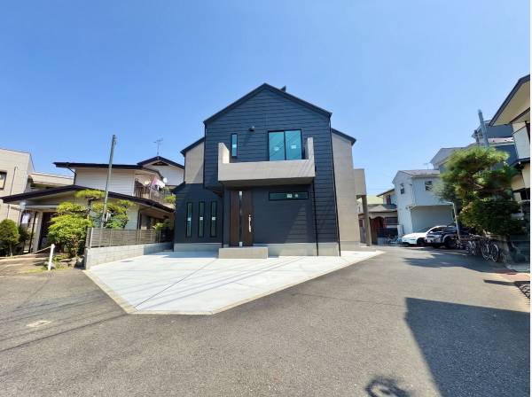 神奈川県茅ヶ崎市平和町の新築戸建