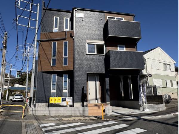 神奈川県逗子市久木９丁目の新築戸建