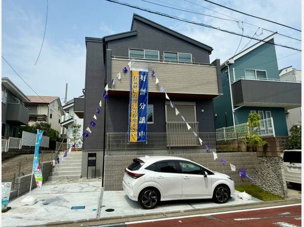 神奈川県藤沢市辻堂太平台２丁目の新築戸建