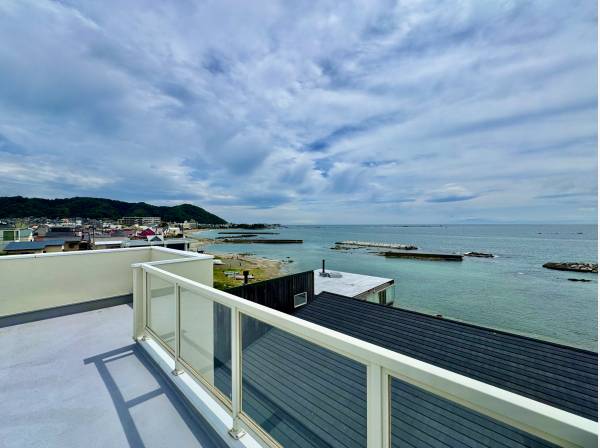 神奈川県三浦郡葉山町堀内の中古戸建
