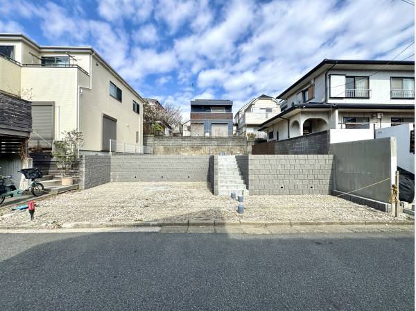 神奈川県三浦郡葉山町長柄の土地