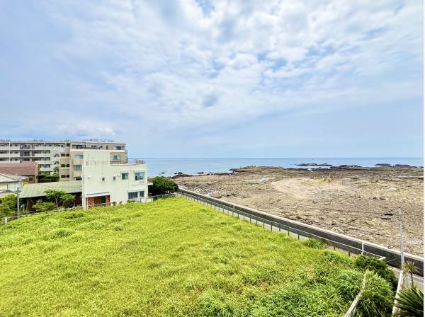 神奈川県三浦郡葉山町一色のマンション