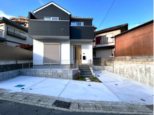神奈川県横須賀市浦賀２丁目の新築戸建