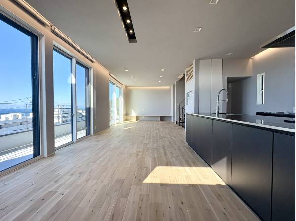 神奈川県横須賀市秋谷の新築戸建