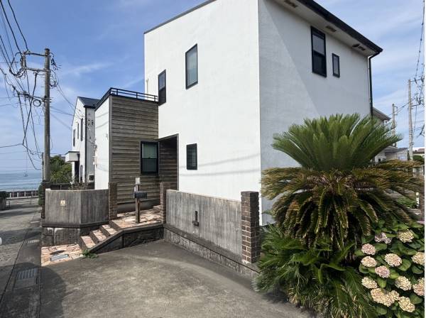 神奈川県鎌倉市稲村ガ崎３丁目の中古戸建