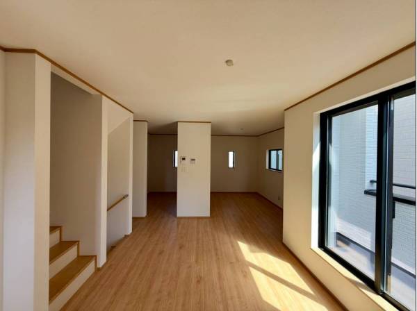 神奈川県逗子市逗子７丁目の新築戸建