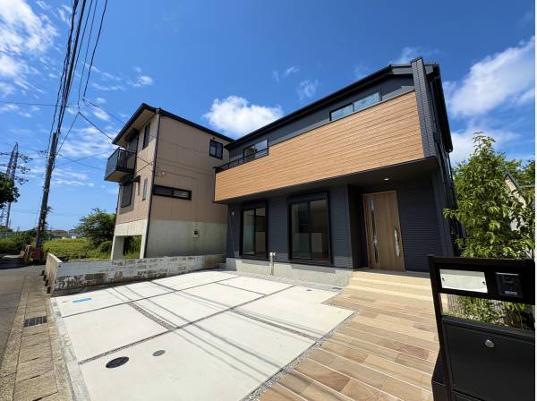神奈川県藤沢市白旗４丁目の新築戸建