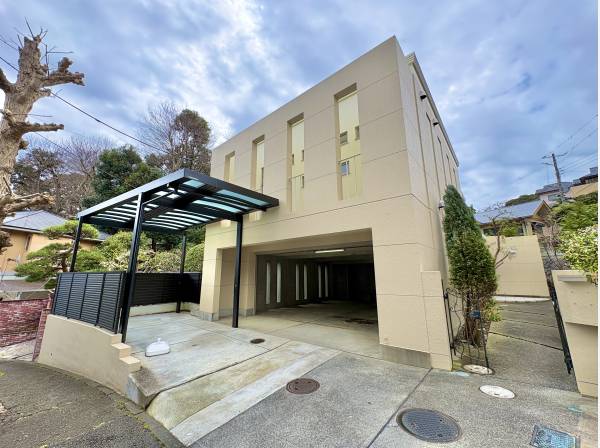 快適にお過ごしいただけるよう、デザインだけでなく機能にもこだわった邸宅