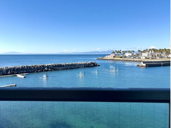 神奈川県逗子市小坪４丁目のマンション