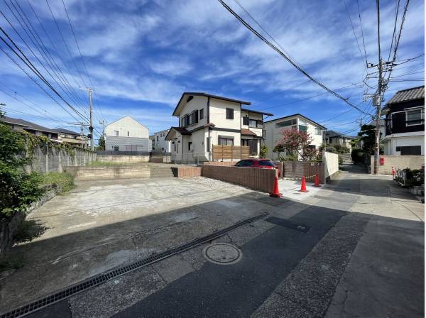 「由比ガ浜」駅徒歩２分＋「鎌倉」駅徒歩１６分という好立地に土地が販売中