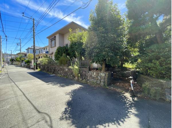 敷地面積約83坪