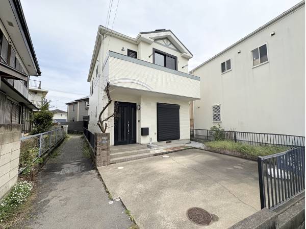 神奈川県藤沢市辻堂元町３丁目の中古戸建