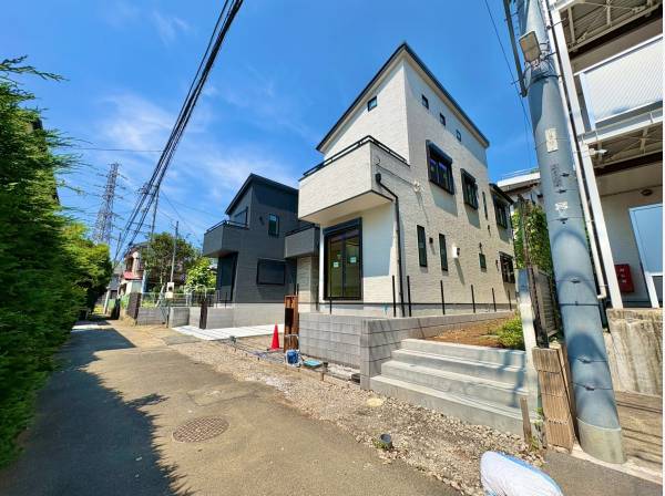 神奈川県鎌倉市台４丁目の新築戸建