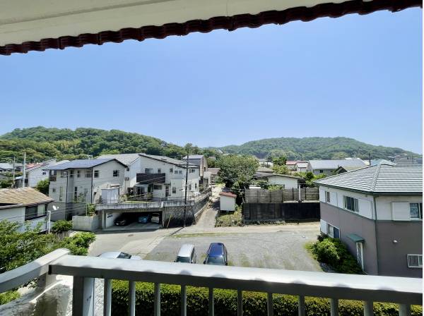 葉山の自然が望めます