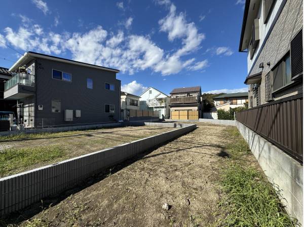 神奈川県逗子市桜山４丁目の土地