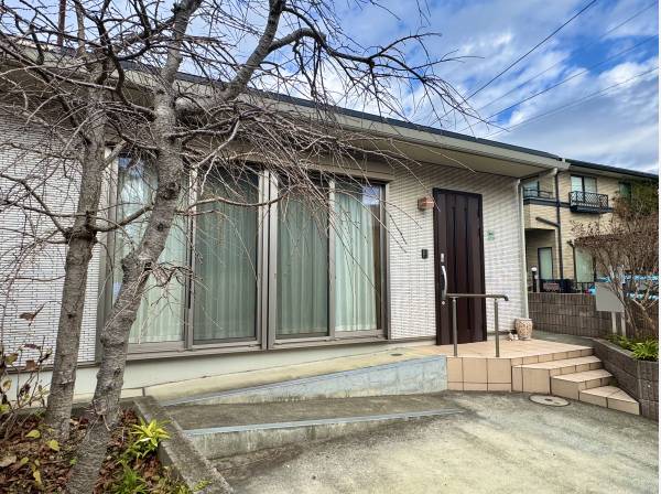 神奈川県茅ヶ崎市東海岸南２丁目の中古戸建