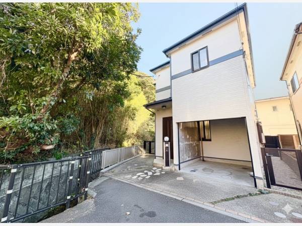 神奈川県鎌倉市稲村ガ崎２丁目の中古戸建