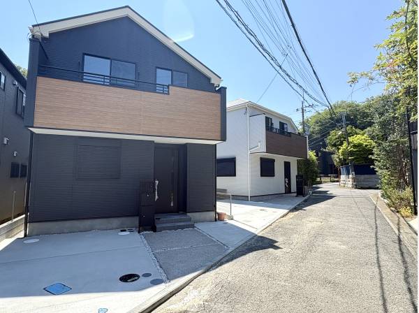 神奈川県逗子市山の根３丁目の新築戸建