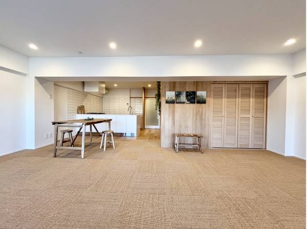 神奈川県三浦郡葉山町一色のマンション