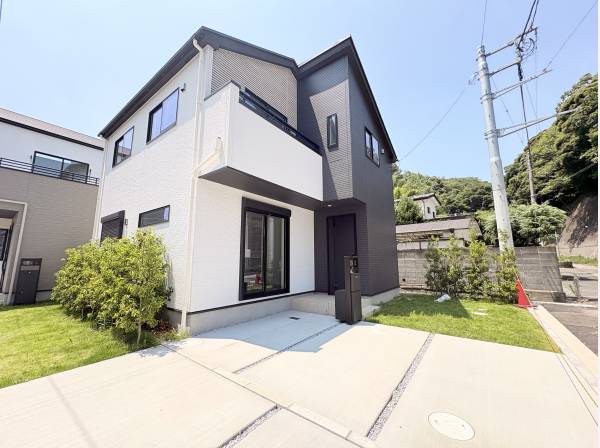 神奈川県三浦郡葉山町長柄の新築戸建