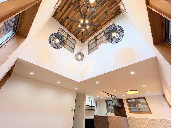 神奈川県茅ヶ崎市浜竹３丁目の新築戸建