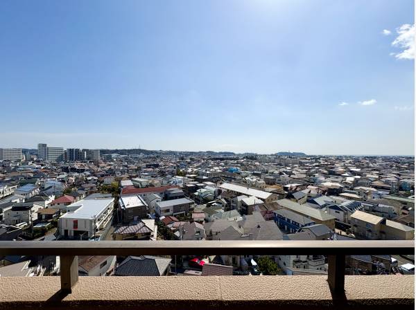 神奈川県藤沢市本鵠沼１丁目のマンション