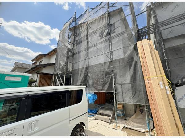 神奈川県藤沢市遠藤の新築戸建