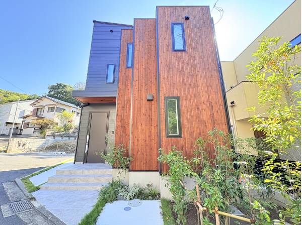 神奈川県三浦郡葉山町堀内の新築戸建