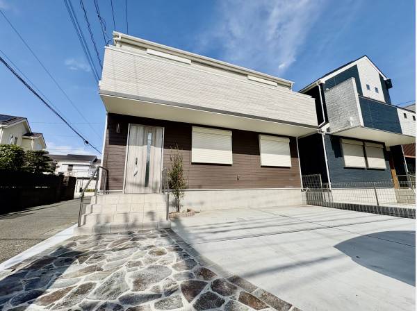 神奈川県藤沢市鵠沼海岸７丁目の新築戸建