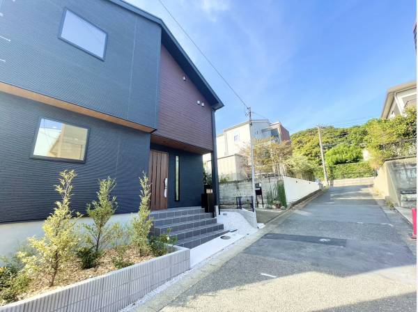 鎌倉らしい自然に囲まれた立地！！