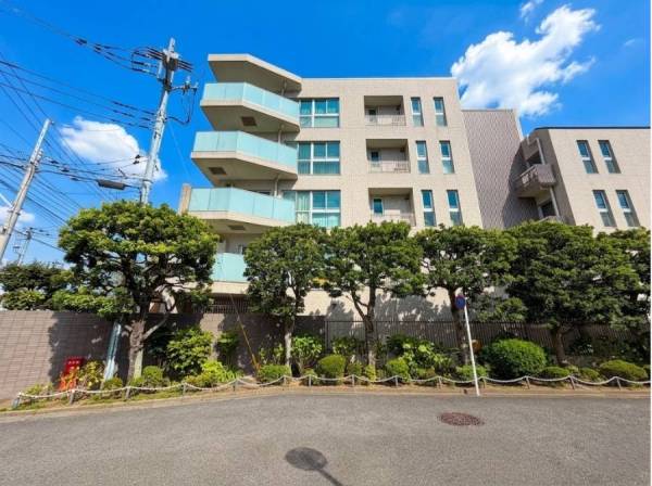神奈川県藤沢市片瀬のマンション