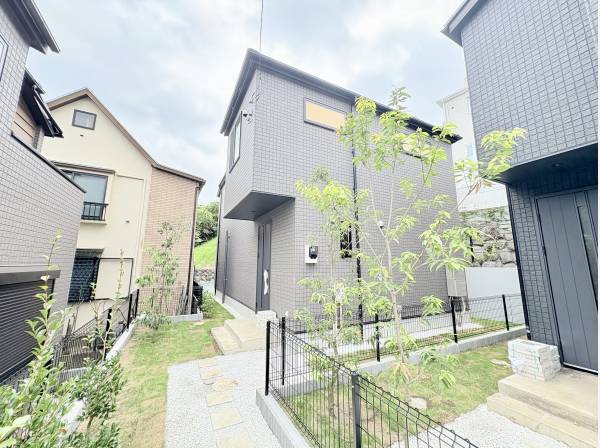 神奈川県鎌倉市腰越の新築戸建